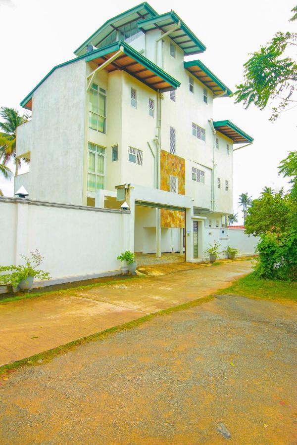 Onaro Beach View Matara Exterior photo